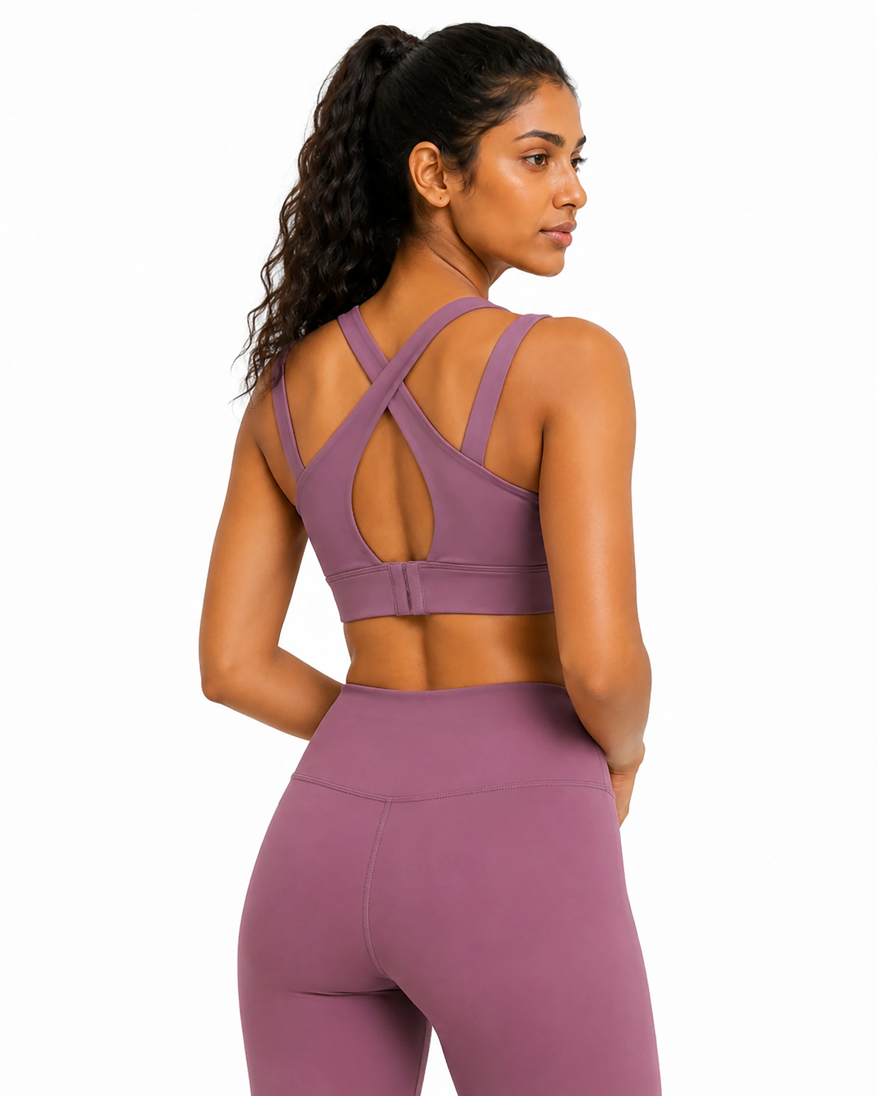 MAGENTA