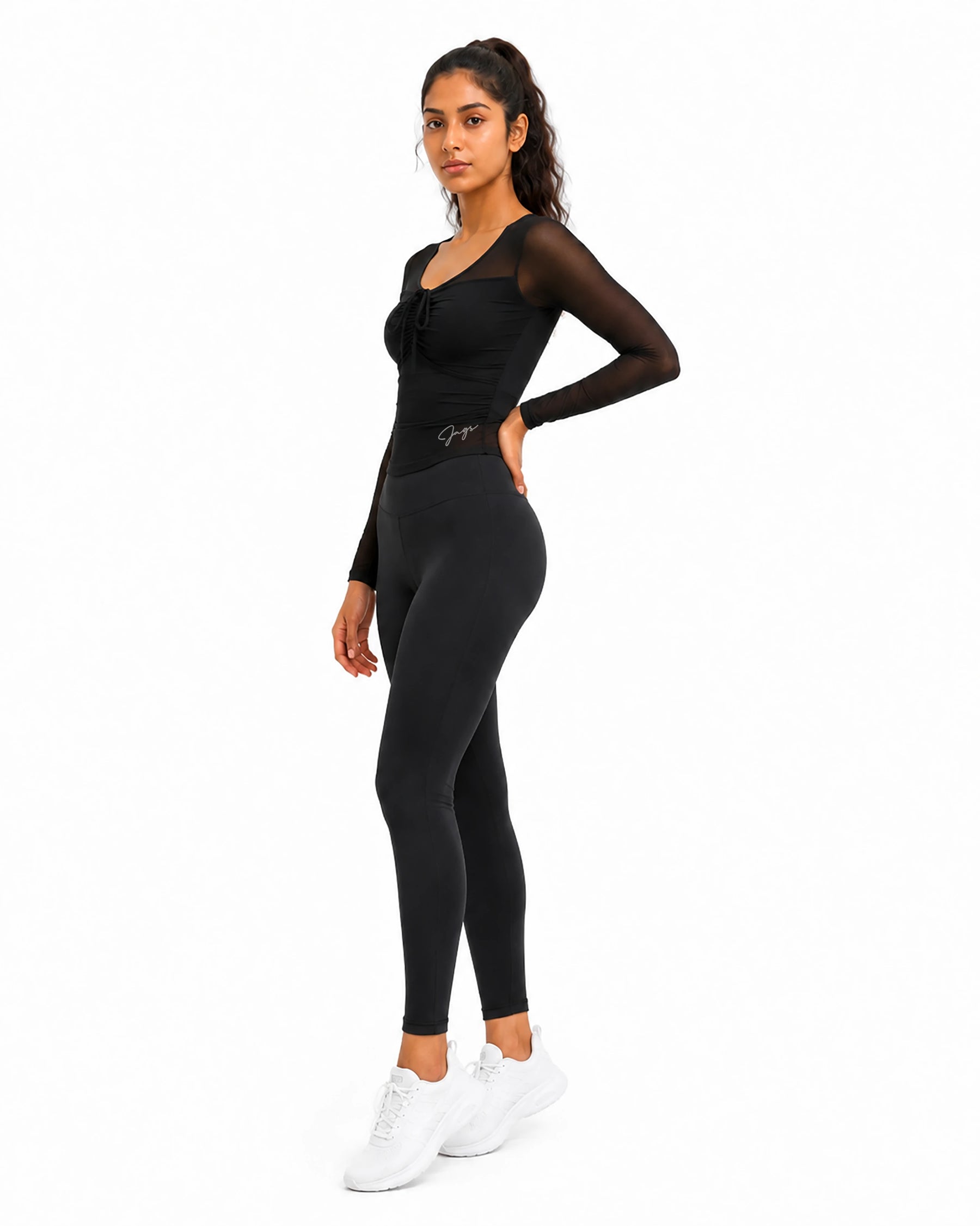 DEEP BLACK