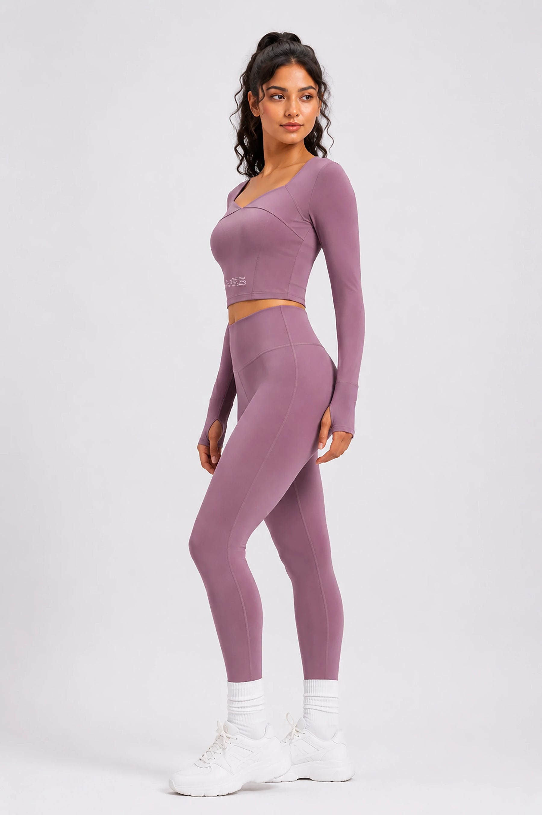 MAGENTA