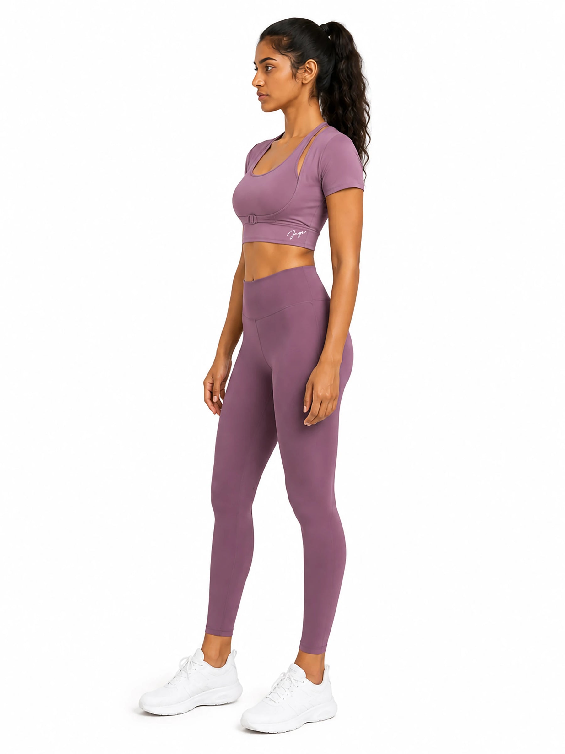MAGENTA